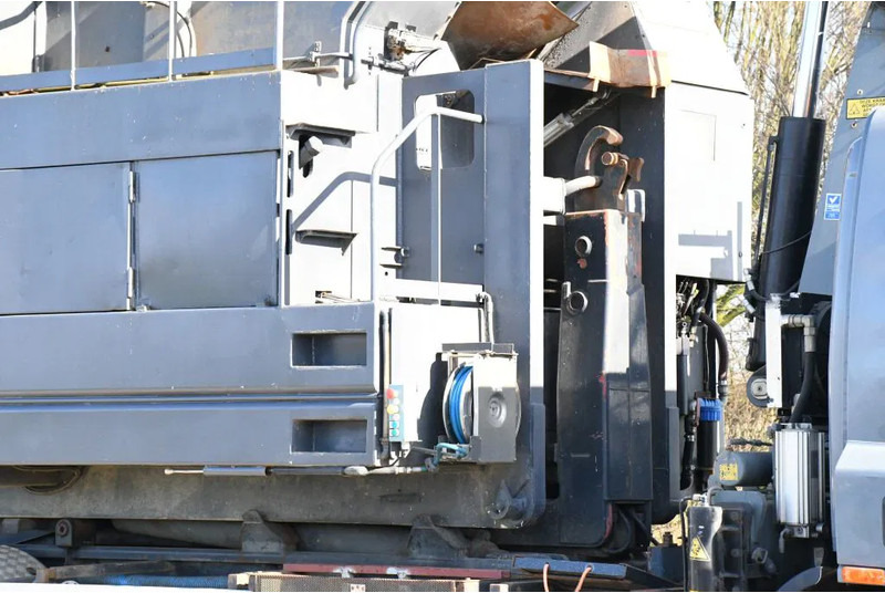 Kancalı yükleyici kamyon, Vinçli kamyon DAF CF75/310 FAN !!KRAAN/HAAK!!PERSCONTAINER!!HIGH PRESURRE CLEANING!!HOGEDRUK REINIGING!!HOCH DRUCK WASHEN SYSTEM!!REINIGING!GEJO B: fotoğraf 9