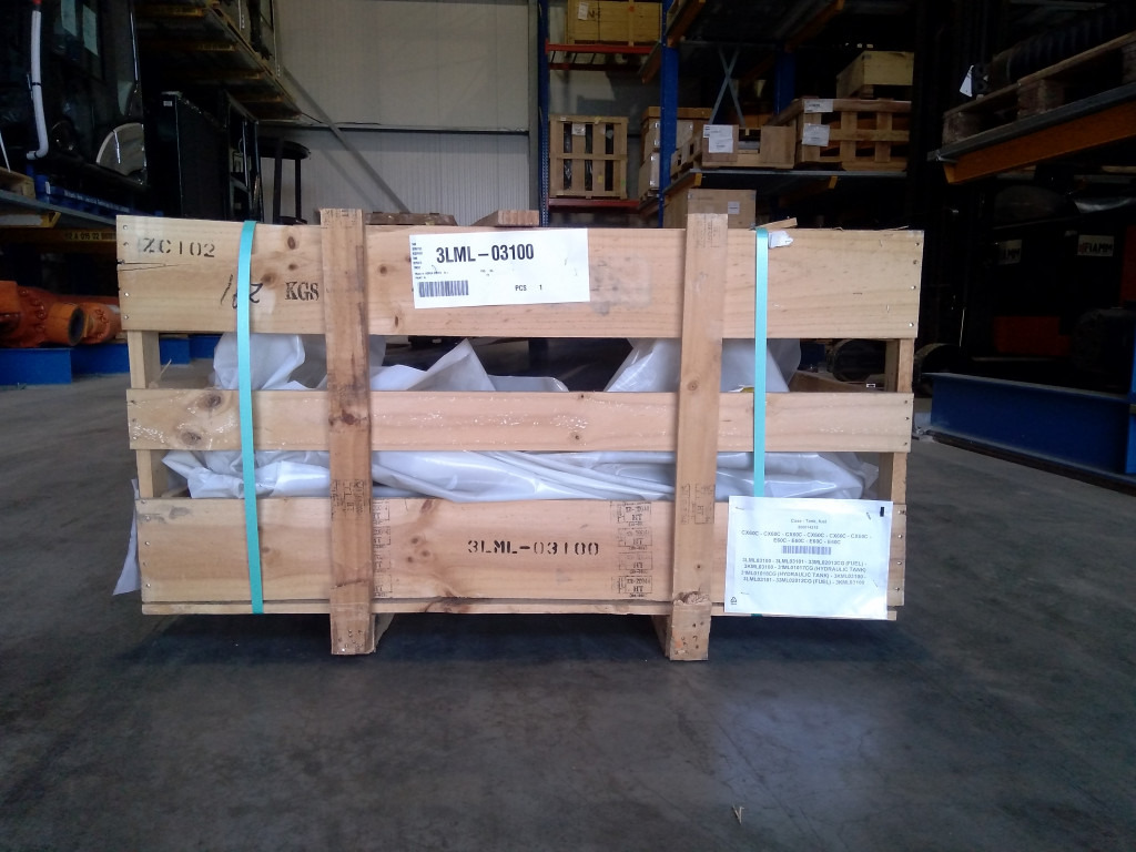 Case 3LML03100 - 33ML02012CG (FUEL) - Yakıt tankı - İş makinaları: fotoğraf 3 Case 3LML03100 - 33ML02012CG (FUEL) - Yakıt tankı - İş makinaları: fotoğraf 3