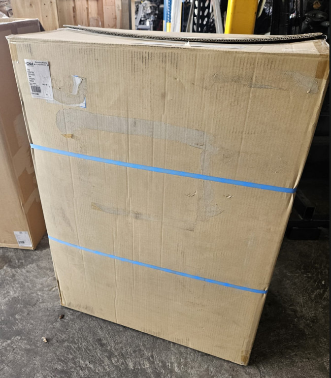 Case KBH17390 - Yakıt tankı - İş makinaları: fotoğraf 3 Case KBH17390 - Yakıt tankı - İş makinaları: fotoğraf 3