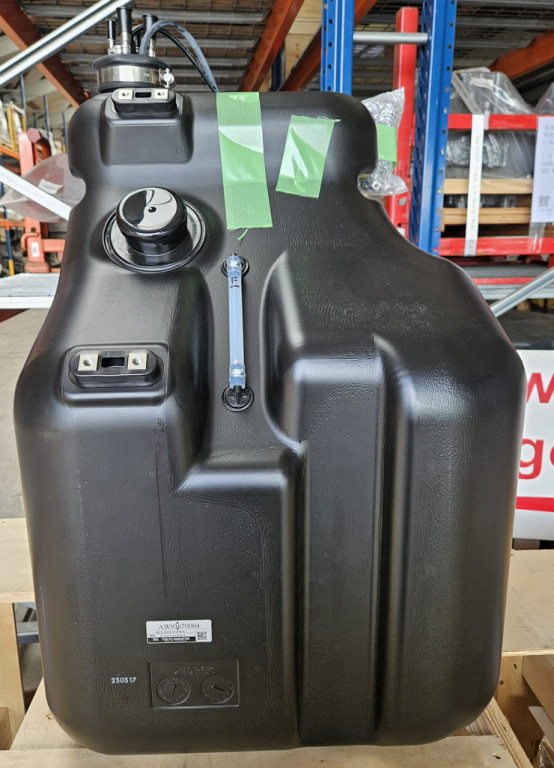 Case KLH13283 - Yakıt tankı - İş makinaları: fotoğraf 1 Case KLH13283 - Yakıt tankı - İş makinaları: fotoğraf 1
