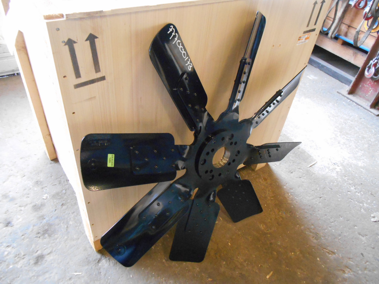 Caterpillar 4017451 - 1437477 - Vantilatör - İş makinaları: fotoğraf 3 Caterpillar 4017451 - 1437477 - Vantilatör - İş makinaları: fotoğraf 3