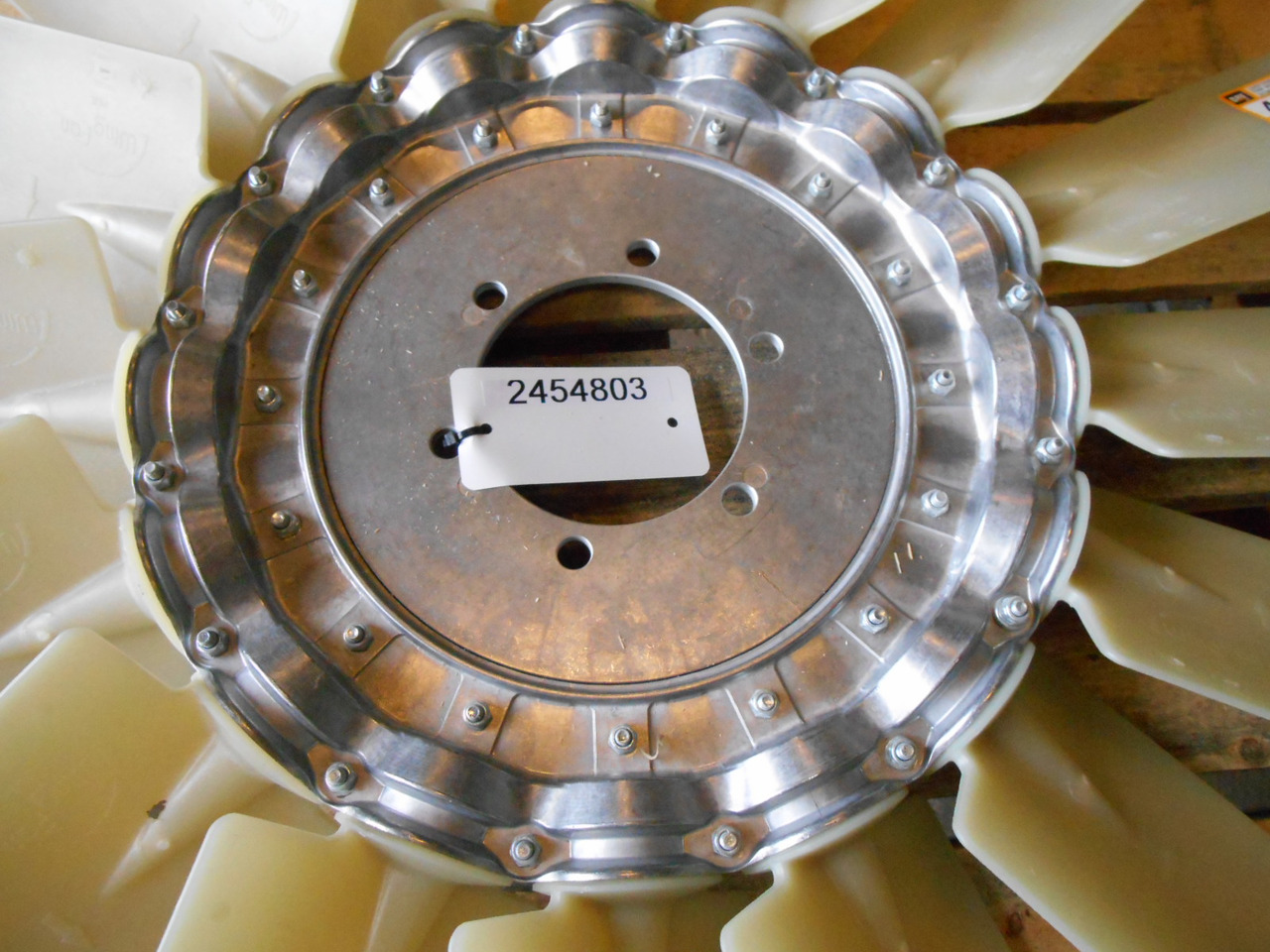 Caterpillar 4021897 - - Vantilatör - İş makinaları: fotoğraf 2 Caterpillar 4021897 - - Vantilatör - İş makinaları: fotoğraf 2