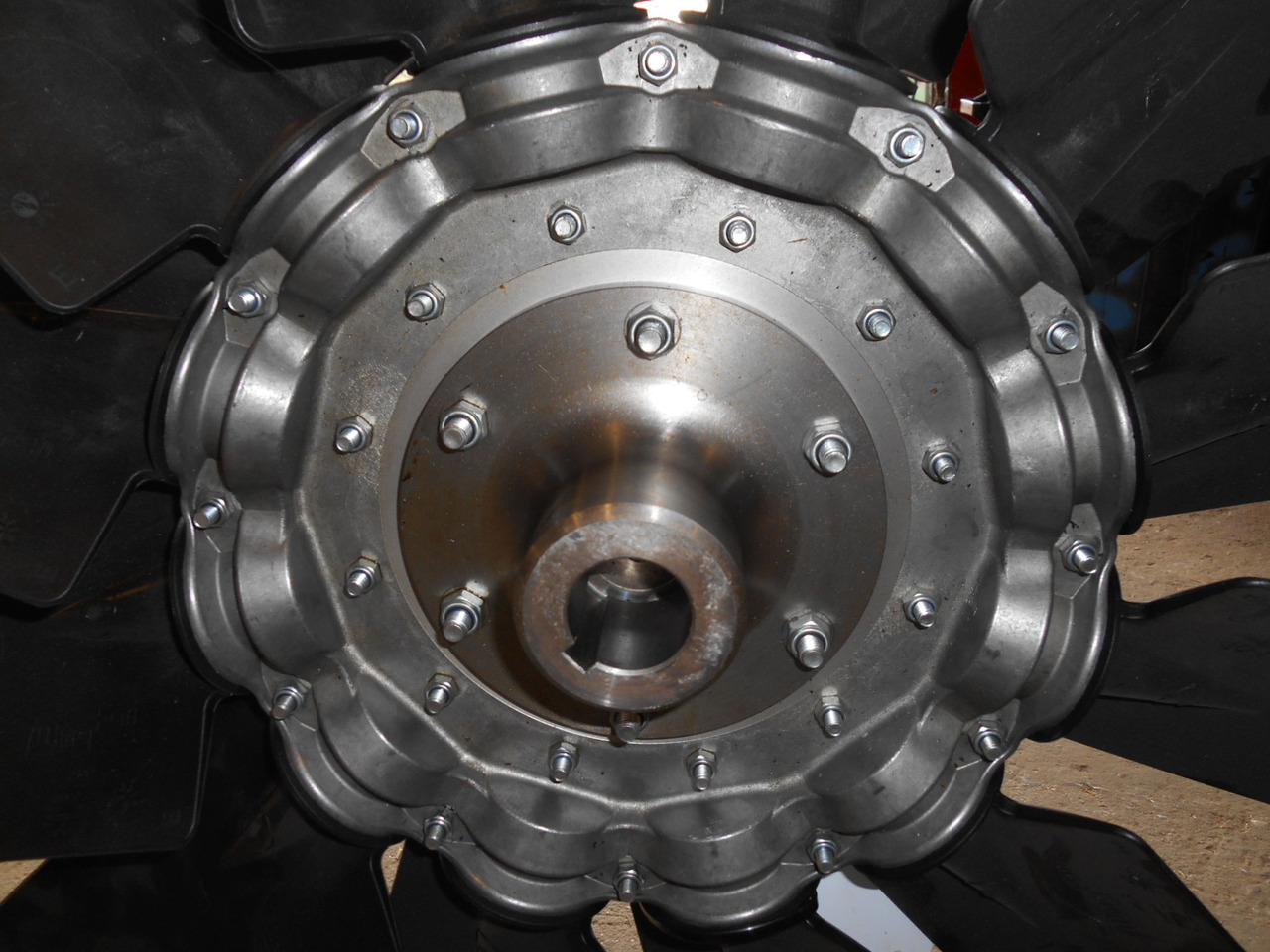 Caterpillar 5348410 - 2101350 - Vantilatör - İş makinaları: fotoğraf 3 Caterpillar 5348410 - 2101350 - Vantilatör - İş makinaları: fotoğraf 3