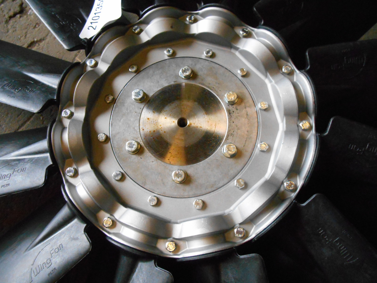 Caterpillar 5348410 - Vantilatör - İş makinaları: fotoğraf 2 Caterpillar 5348410 - Vantilatör - İş makinaları: fotoğraf 2