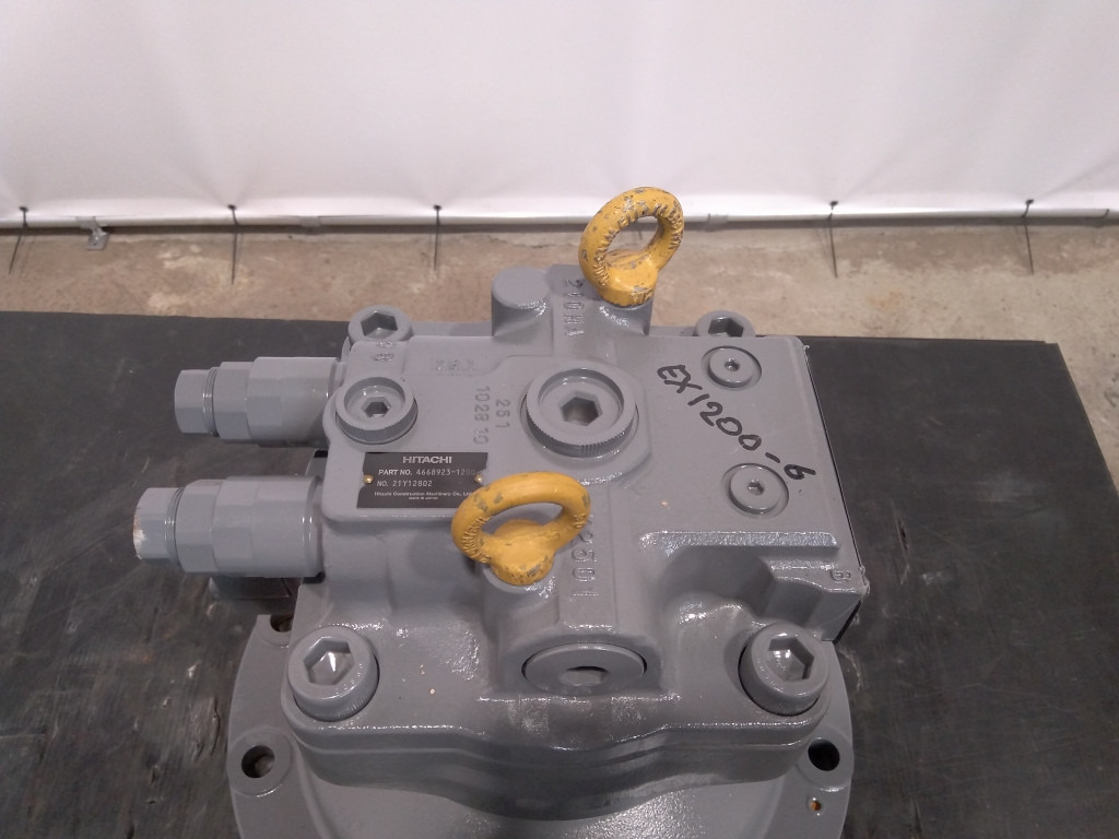 Hitachi 4668923 - 4637117 - Dönüş motoru - İş makinaları: fotoğraf 2 Hitachi 4668923 - 4637117 - Dönüş motoru - İş makinaları: fotoğraf 2