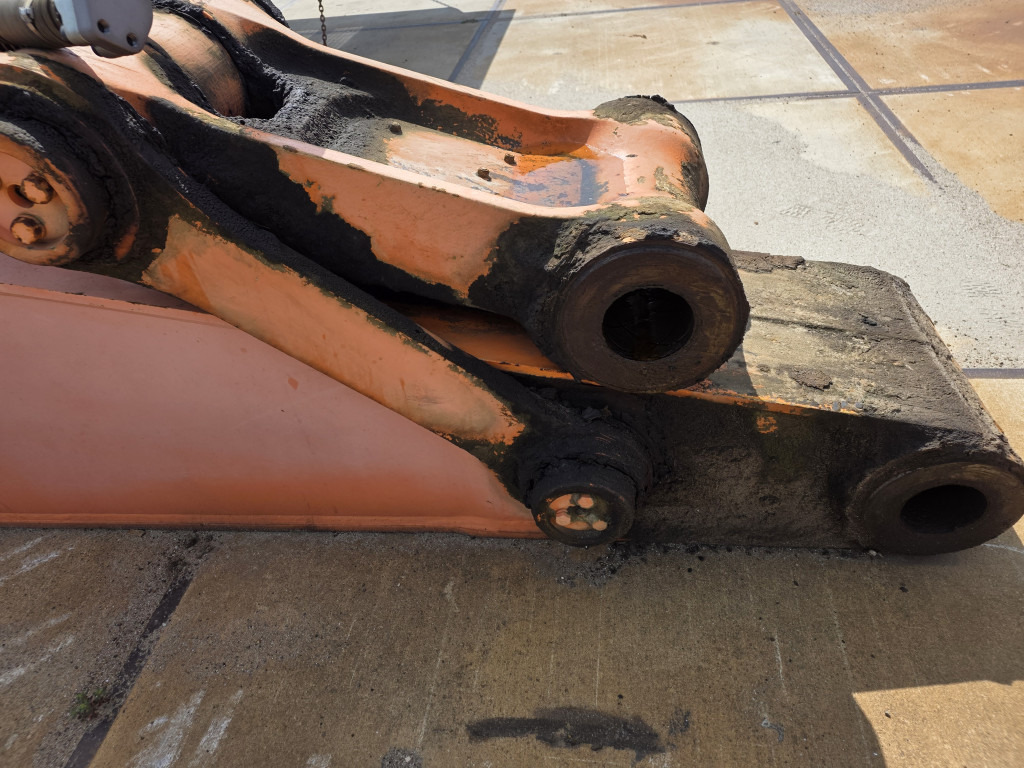 Hitachi EX750-5 - 9135250 - Bom - İş makinaları: fotoğraf 1 Hitachi EX750-5 - 9135250 - Bom - İş makinaları: fotoğraf 1