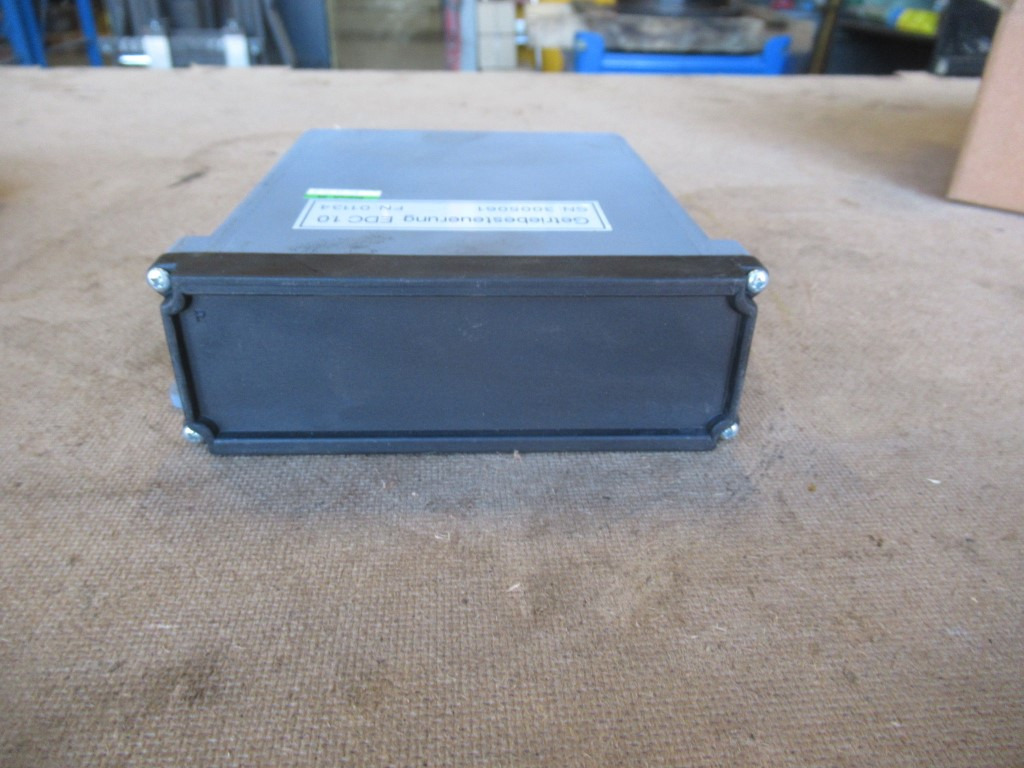 O&K EDC1.0 - - Yönetim bloku - İş makinaları: fotoğraf 3 O&K EDC1.0 - - Yönetim bloku - İş makinaları: fotoğraf 3