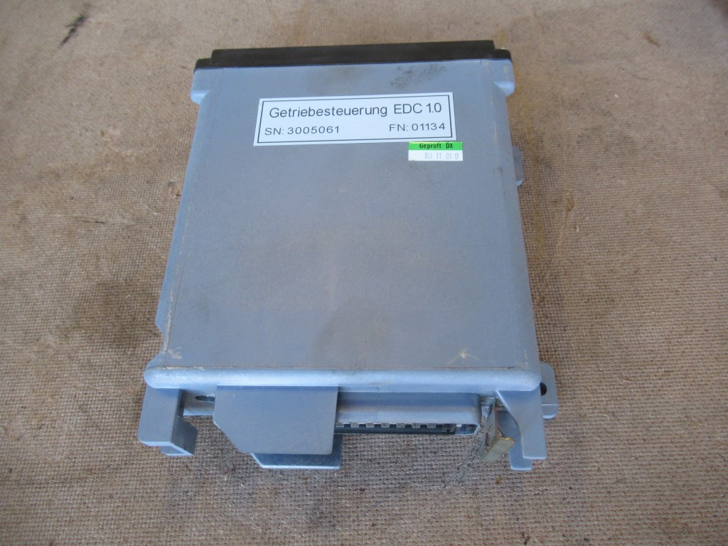 O&K EDC1.0 - - Yönetim bloku - İş makinaları: fotoğraf 1 O&K EDC1.0 - - Yönetim bloku - İş makinaları: fotoğraf 1