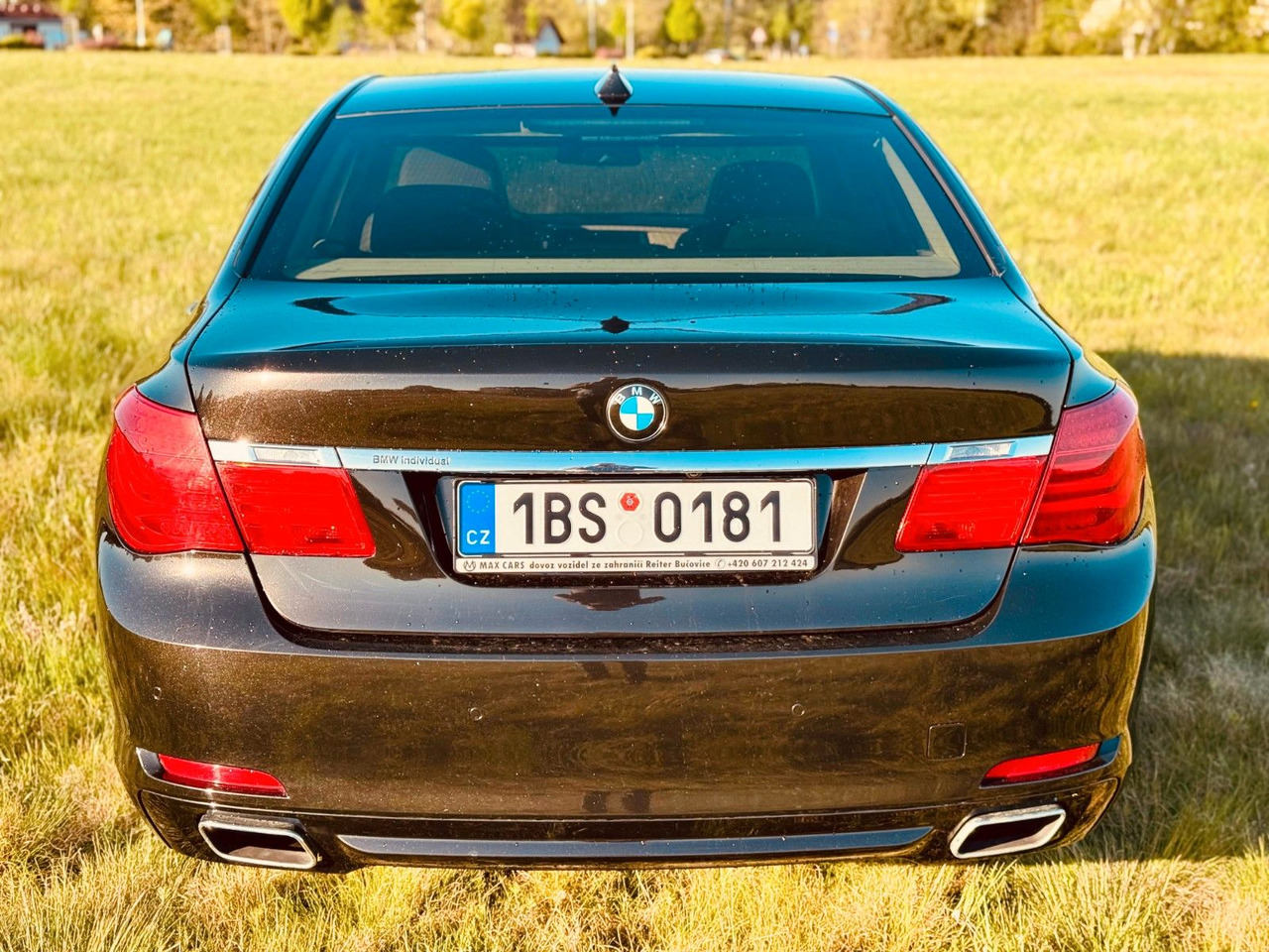 BMW 740d xDrive 4x4 Long - Sedan araba: fotoğraf 3 BMW 740d xDrive 4x4 Long - Sedan araba: fotoğraf 3
