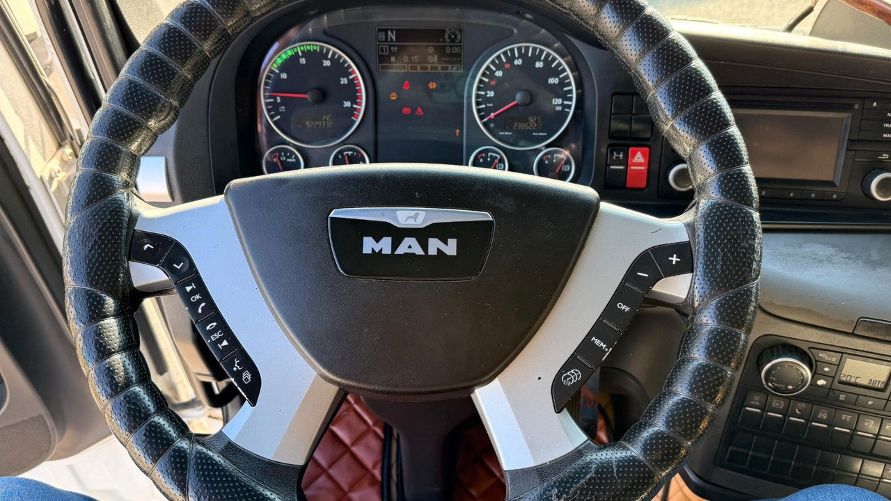 MAN TGX 24.480 - Tenteli kamyon: fotoğraf 5 MAN TGX 24.480 - Tenteli kamyon: fotoğraf 5