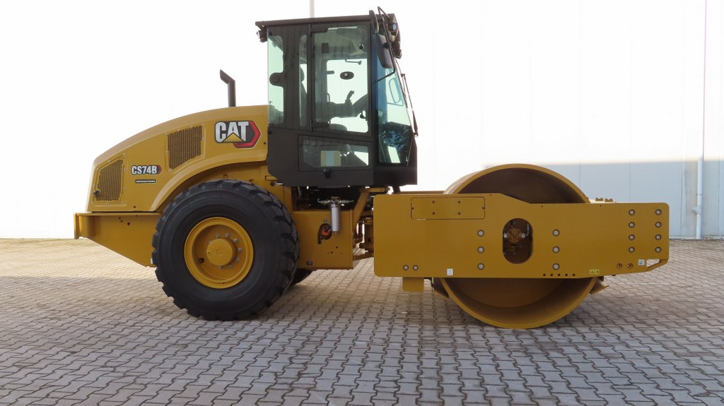 Caterpillar CS74B - Kompaktör: fotoğraf 1 Caterpillar CS74B - Kompaktör: fotoğraf 1