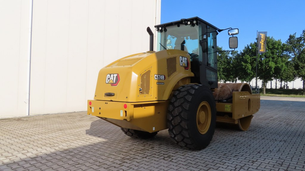 Caterpillar CS74B - Kompaktör: fotoğraf 2 Caterpillar CS74B - Kompaktör: fotoğraf 2