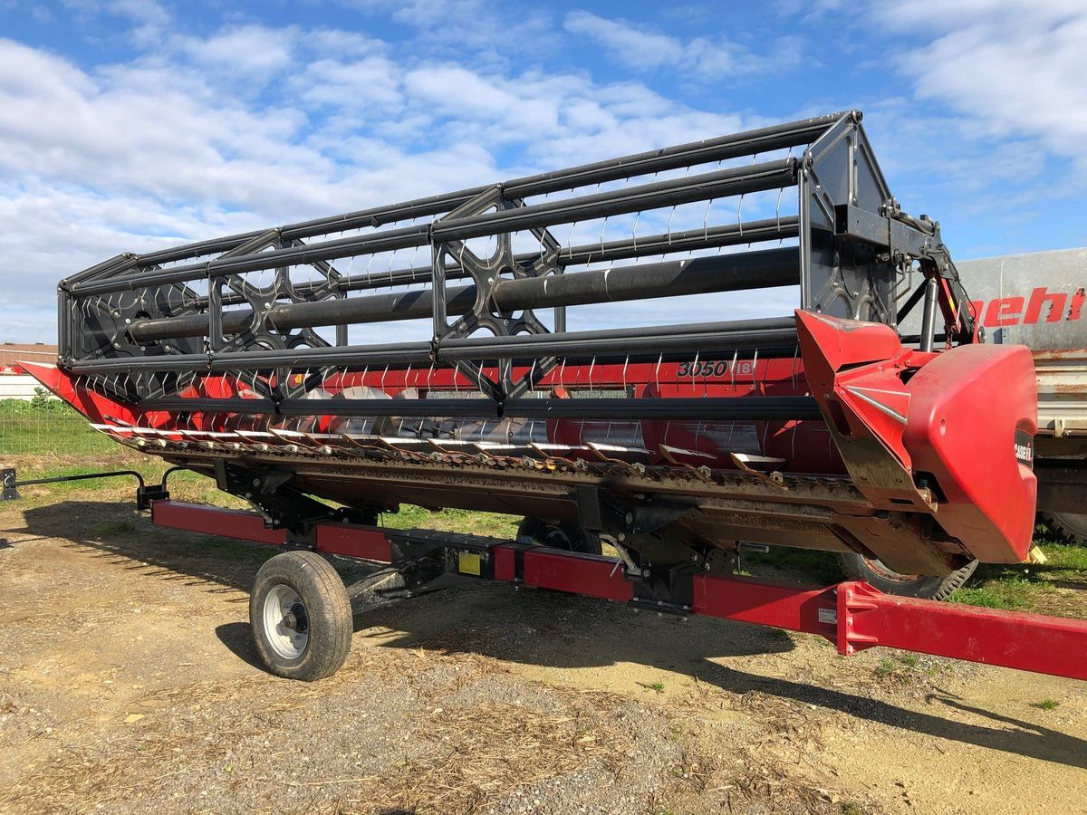 Case IH 3050 - 5,4m - Biçerdöver tablası: fotoğraf 1 Case IH 3050 - 5,4m - Biçerdöver tablası: fotoğraf 1