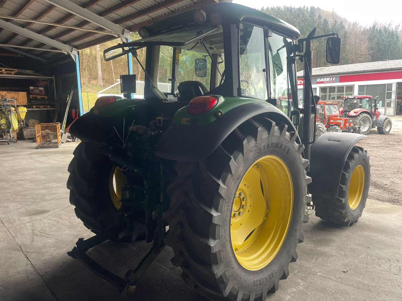 John Deere 6420 SE - Traktör: fotoğraf 2 John Deere 6420 SE - Traktör: fotoğraf 2