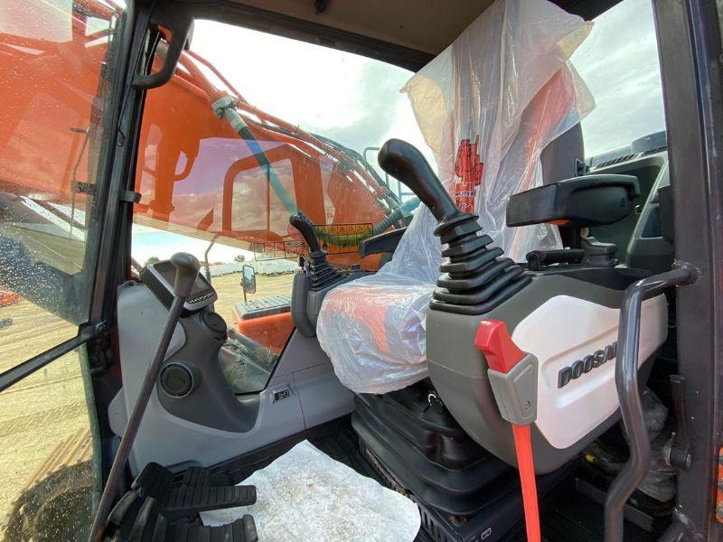 Doosan DX300LC - Paletli ekskavatör: fotoğraf 5 Doosan DX300LC - Paletli ekskavatör: fotoğraf 5
