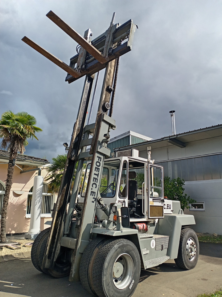 SVETRUCK Schwerlastgabelstapler 1060-30 - Dizel forklift: fotoğraf 2 SVETRUCK Schwerlastgabelstapler 1060-30 - Dizel forklift: fotoğraf 2