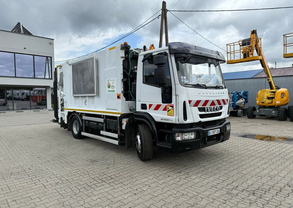 Iveco EUROCARGO CNG - Çöp kamyonu: fotoğraf 4 Iveco EUROCARGO CNG - Çöp kamyonu: fotoğraf 4