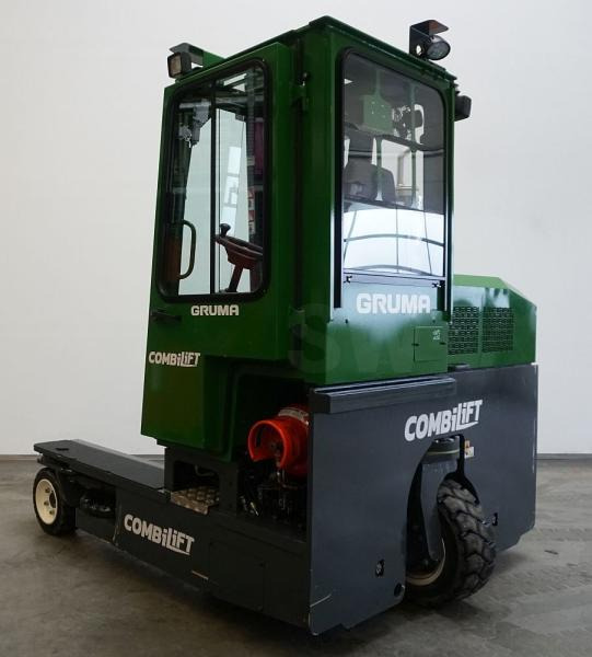 Combilift C3000 - 4 yönlü reach truck: fotoğraf 1 Combilift C3000 - 4 yönlü reach truck: fotoğraf 1