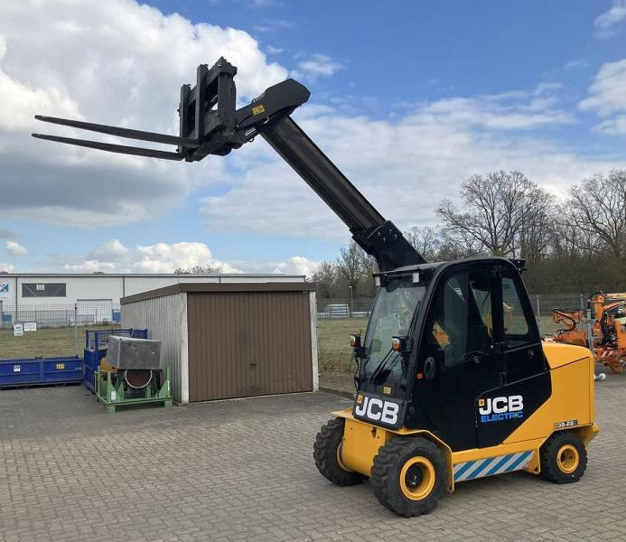 Jcb TLT35-22E - Teleskopik yükleyici: fotoğraf 1 Jcb TLT35-22E - Teleskopik yükleyici: fotoğraf 1
