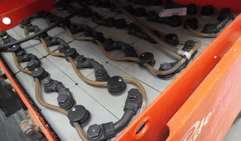 Linde E 16 P 322 - Elektrikli forklift: fotoğraf 5 Linde E 16 P 322 - Elektrikli forklift: fotoğraf 5