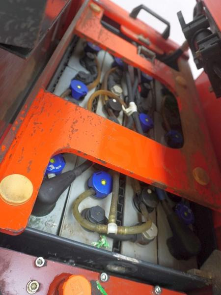 Linde L 12 LS 144 - Istif makinası: fotoğraf 5 Linde L 12 LS 144 - Istif makinası: fotoğraf 5