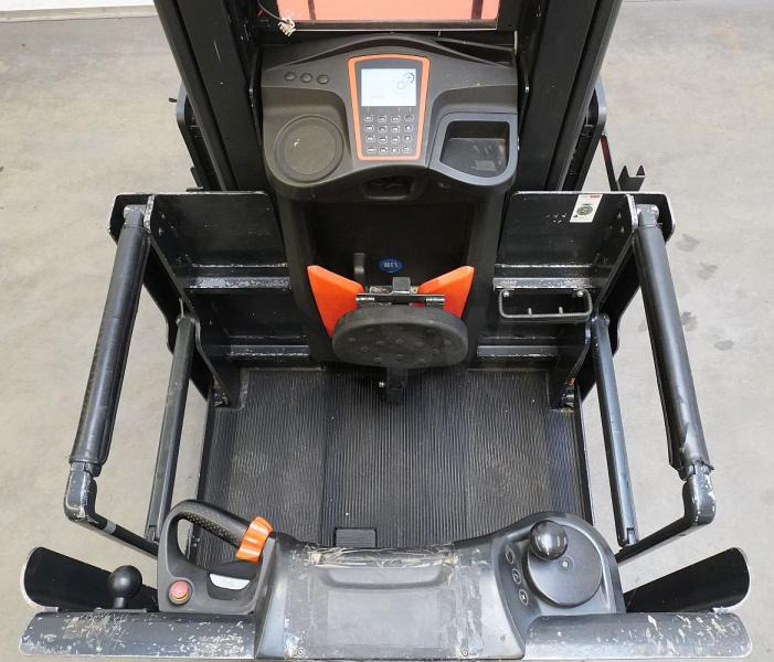 Linde V 10-01 5212 - Sipariş hazırlama makinası: fotoğraf 3 Linde V 10-01 5212 - Sipariş hazırlama makinası: fotoğraf 3