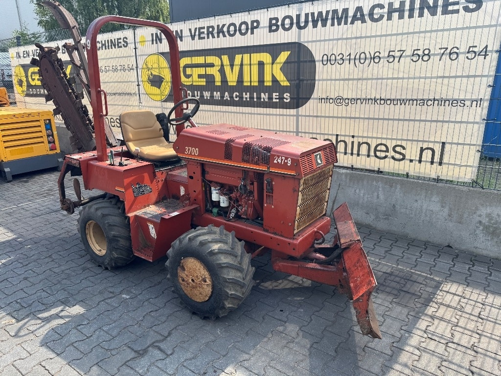Ditch Witch 3700 DD - Kanal kazıcı: fotoğraf 1 Ditch Witch 3700 DD - Kanal kazıcı: fotoğraf 1