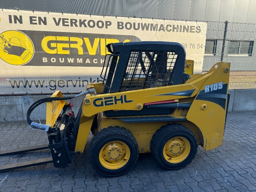 Gehl R105 - Mini yükleyici: fotoğraf 5 Gehl R105 - Mini yükleyici: fotoğraf 5
