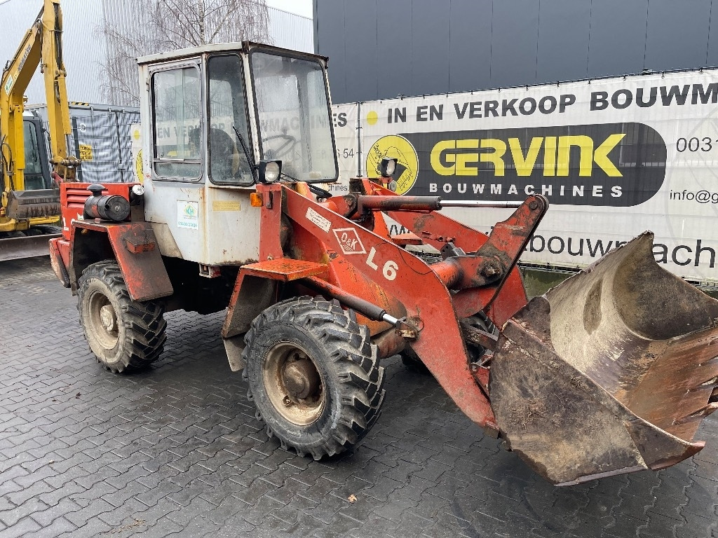 Tekerlekli yükleyici O&K L6-1: fotoğraf 1