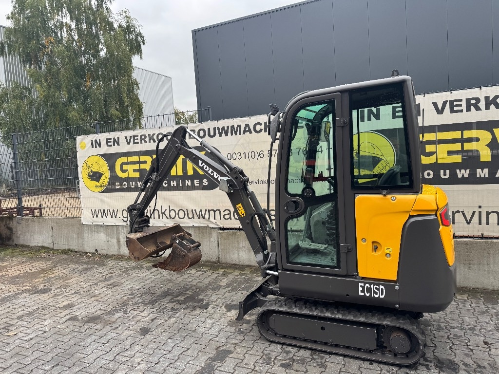 Volvo EC15 - Mini ekskavatör: fotoğraf 1 Volvo EC15 - Mini ekskavatör: fotoğraf 1