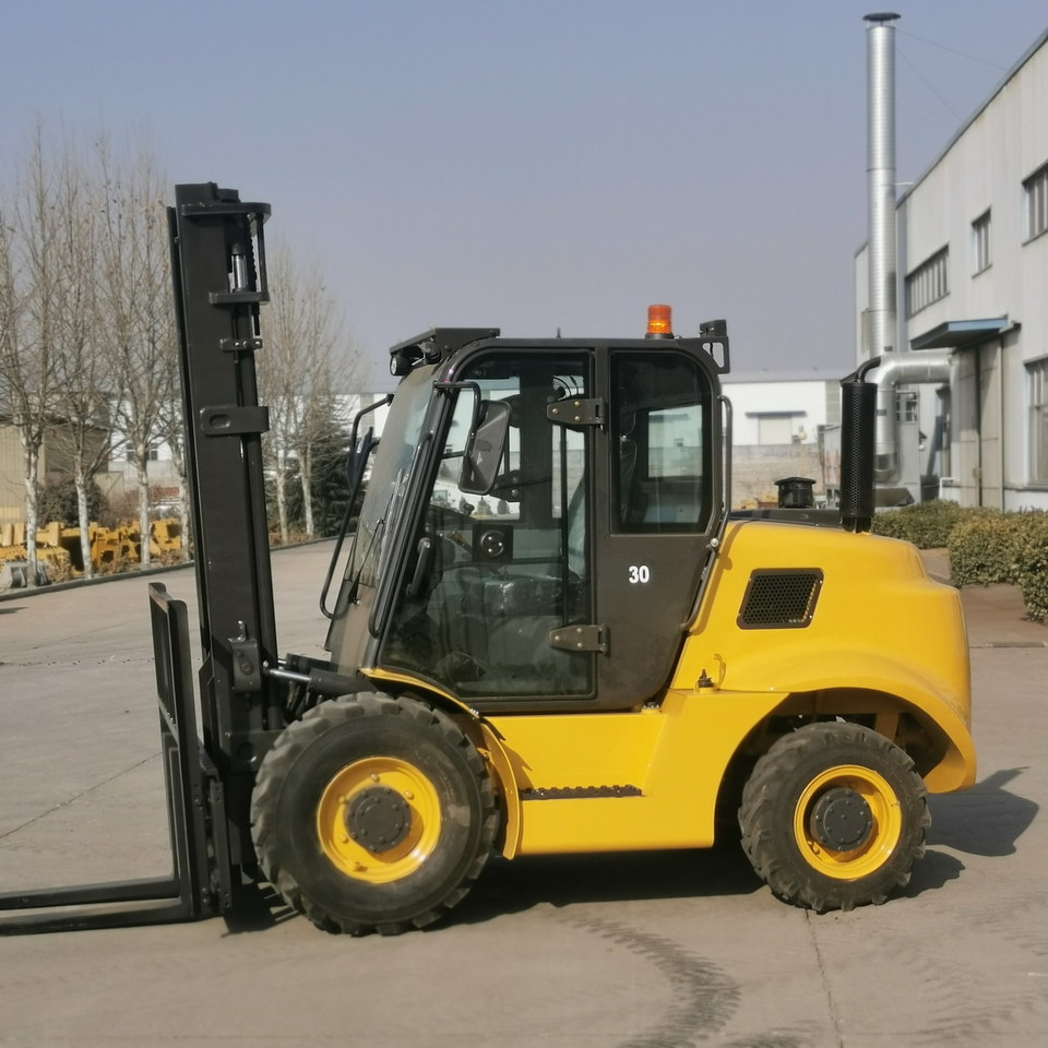 QINGDAO PROMISING 3T 4WD Rough Terrain Forklift CPCD30 - Arazi tipi forklift: fotoğraf 5 QINGDAO PROMISING 3T 4WD Rough Terrain Forklift CPCD30 - Arazi tipi forklift: fotoğraf 5