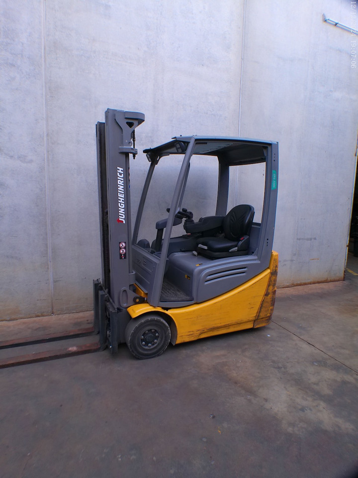 Jungheinrich EFG 216k 480 DZ - Elektrikli forklift: fotoğraf 3 Jungheinrich EFG 216k 480 DZ - Elektrikli forklift: fotoğraf 3