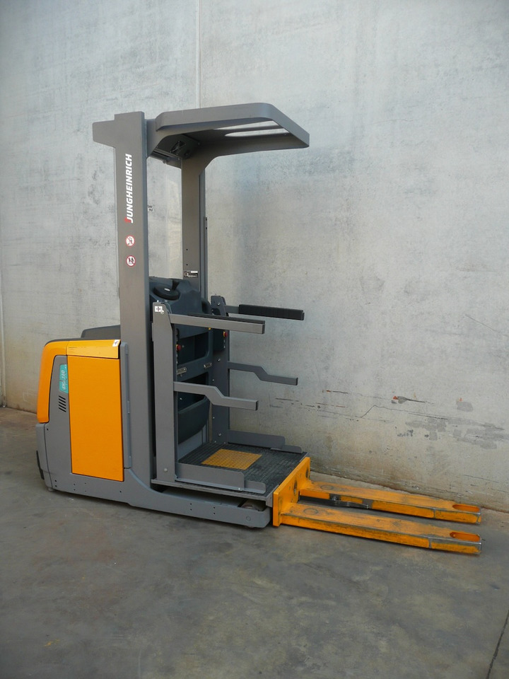 Jungheinrich EKS 110 L 160 E - Sipariş hazırlama makinası: fotoğraf 3 Jungheinrich EKS 110 L 160 E - Sipariş hazırlama makinası: fotoğraf 3