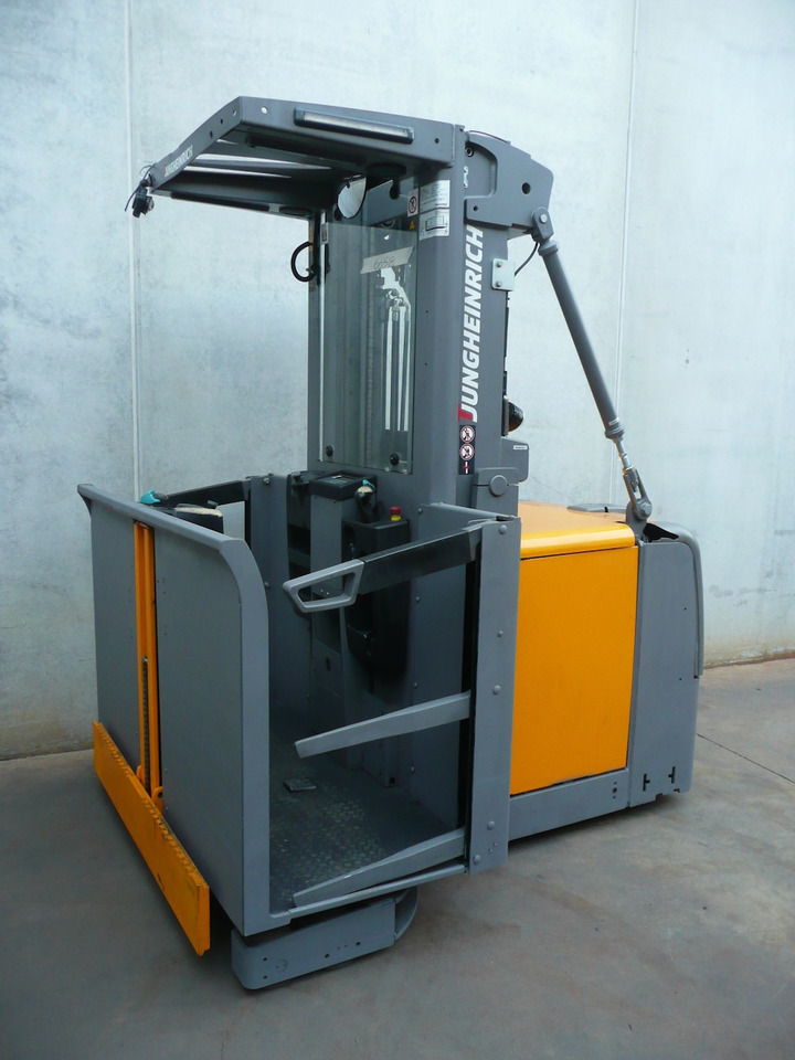 Jungheinrich EKS 312 Z+I 475 DZ - Sipariş hazırlama makinası: fotoğraf 3 Jungheinrich EKS 312 Z+I 475 DZ - Sipariş hazırlama makinası: fotoğraf 3