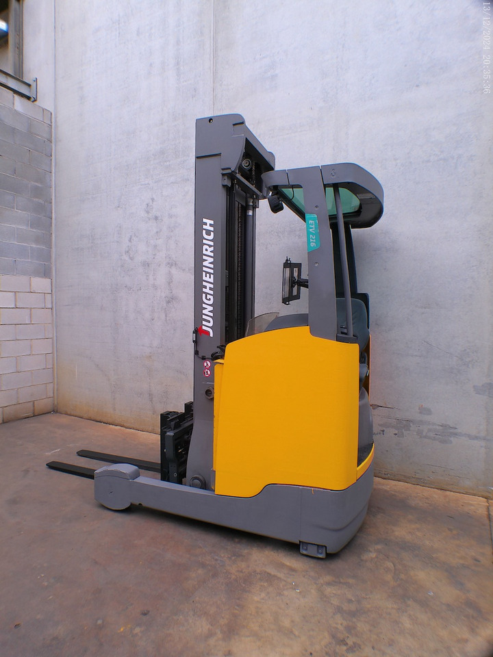 Jungheinrich ETV 216 650 DZ - Reach truck: fotoğraf 4 Jungheinrich ETV 216 650 DZ - Reach truck: fotoğraf 4