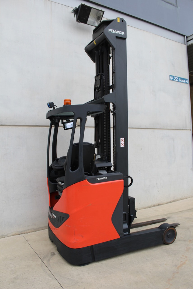 Linde R16-01 - Reach truck: fotoğraf 2 Linde R16-01 - Reach truck: fotoğraf 2