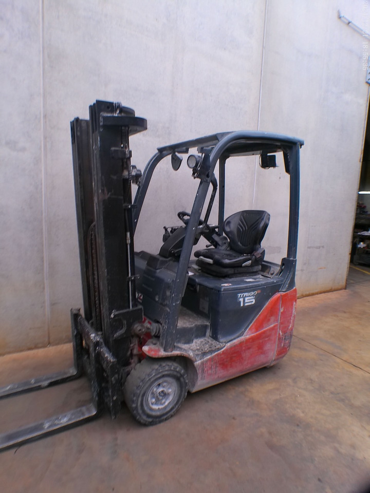 Toyota 8FBE15T - Elektrikli forklift: fotoğraf 3 Toyota 8FBE15T - Elektrikli forklift: fotoğraf 3
