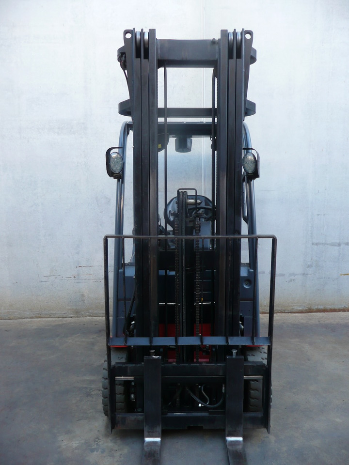 Toyota 8FBE16T - Elektrikli forklift: fotoğraf 5 Toyota 8FBE16T - Elektrikli forklift: fotoğraf 5