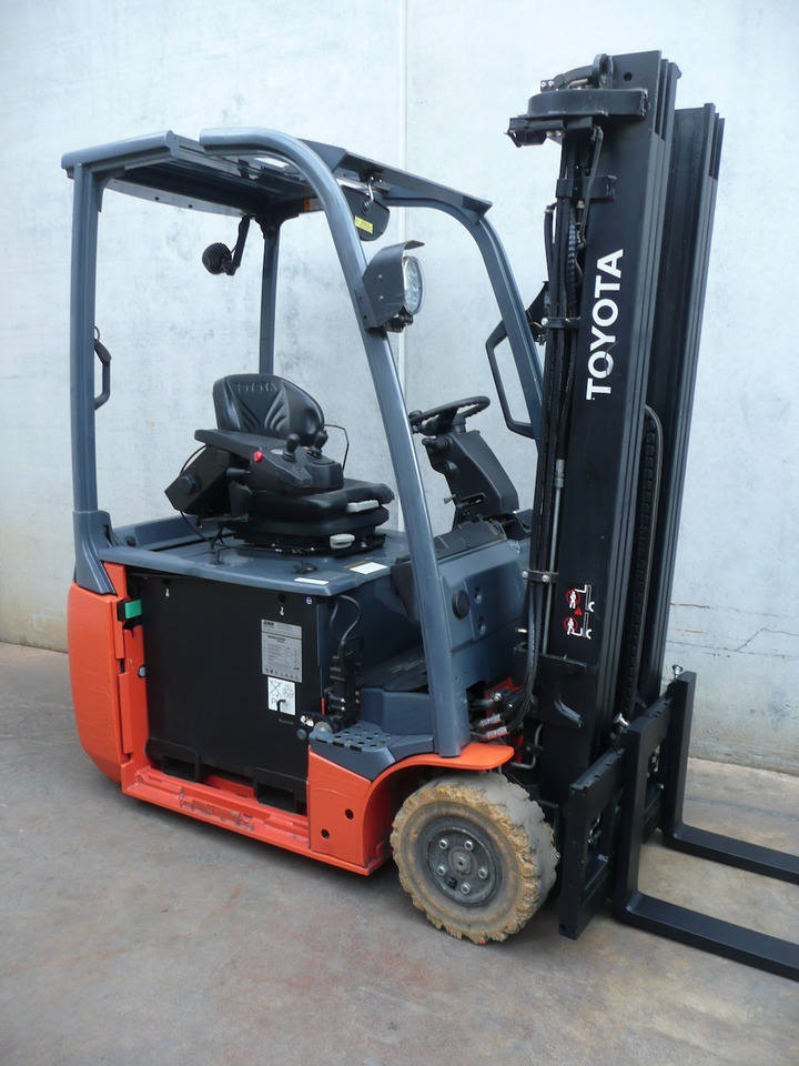 Toyota 8FBE16T - Elektrikli forklift: fotoğraf 1 Toyota 8FBE16T - Elektrikli forklift: fotoğraf 1