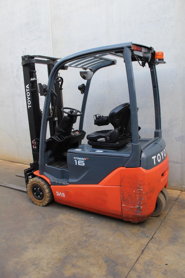 Toyota 8FBE16T - Elektrikli forklift: fotoğraf 4 Toyota 8FBE16T - Elektrikli forklift: fotoğraf 4