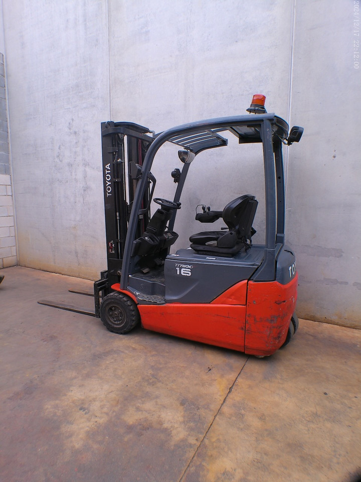 Toyota 8FBE16T - Elektrikli forklift: fotoğraf 4 Toyota 8FBE16T - Elektrikli forklift: fotoğraf 4