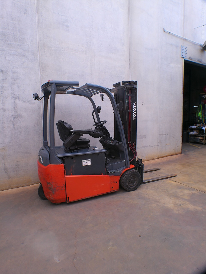 Toyota 8FBE16T - Elektrikli forklift: fotoğraf 2 Toyota 8FBE16T - Elektrikli forklift: fotoğraf 2