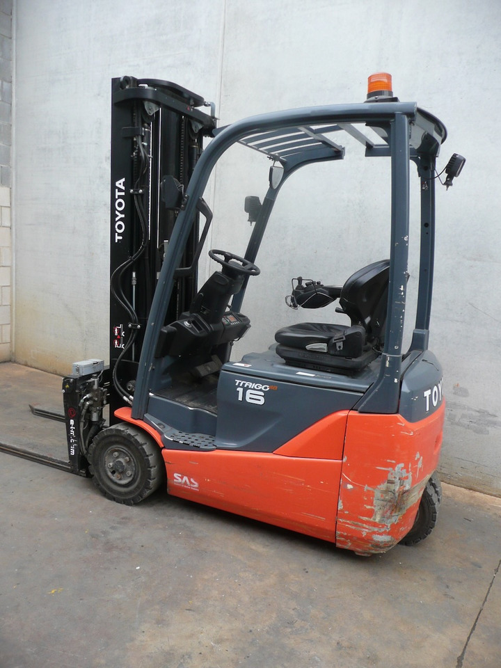 Toyota 8FBEK16T - Elektrikli forklift: fotoğraf 4 Toyota 8FBEK16T - Elektrikli forklift: fotoğraf 4