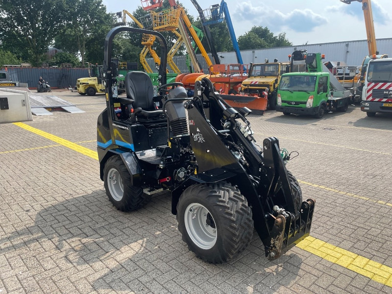 Giant G 2200 E - Tekerlekli yükleyici: fotoğraf 5 Giant G 2200 E - Tekerlekli yükleyici: fotoğraf 5