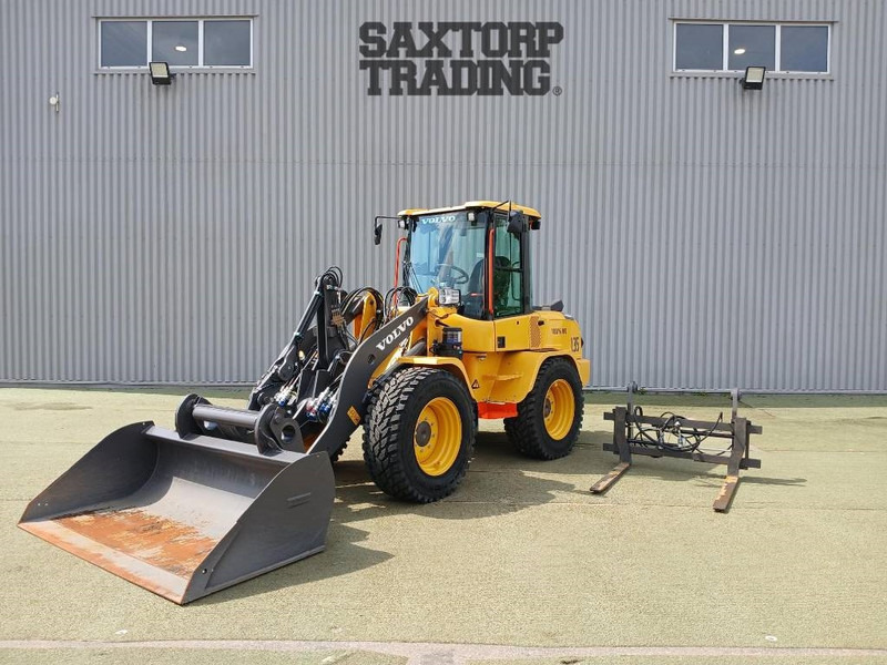 Volvo L35 HT, Hjullastare - Mini yükleyici: fotoğraf 1 Volvo L35 HT, Hjullastare - Mini yükleyici: fotoğraf 1
