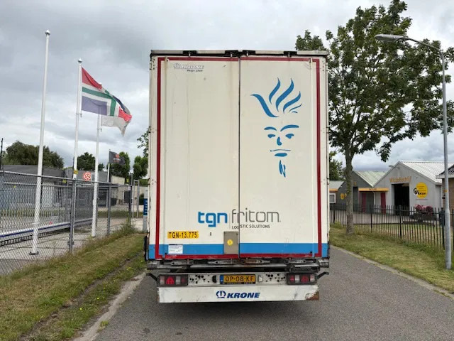Krone Mega Liner Volume 3 axle curtainslider lift roof disk brakes 5 units available - Kapalı karoser dorse: fotoğraf 5 Krone Mega Liner Volume 3 axle curtainslider lift roof disk brakes 5 units available - Kapalı karoser dorse: fotoğraf 5
