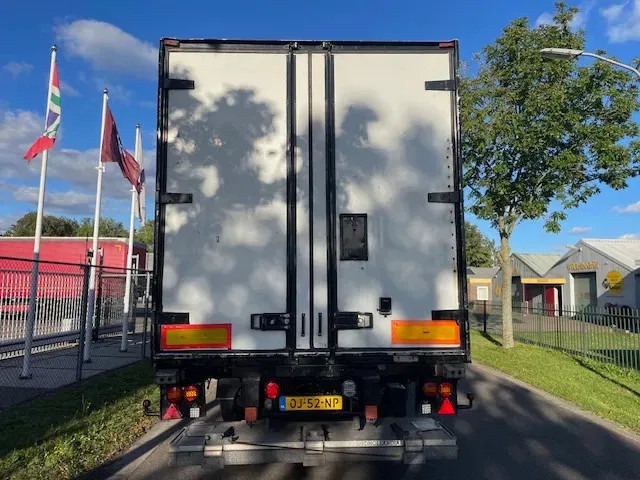 Van Eck UT-3B Steering axle 260 cm insteek Frigo carrier vector UT-3B H= 260 W= 250cm - Frigorifik dorse: fotoğraf 5 Van Eck UT-3B Steering axle 260 cm insteek Frigo carrier vector UT-3B H= 260 W= 250cm - Frigorifik dorse: fotoğraf 5