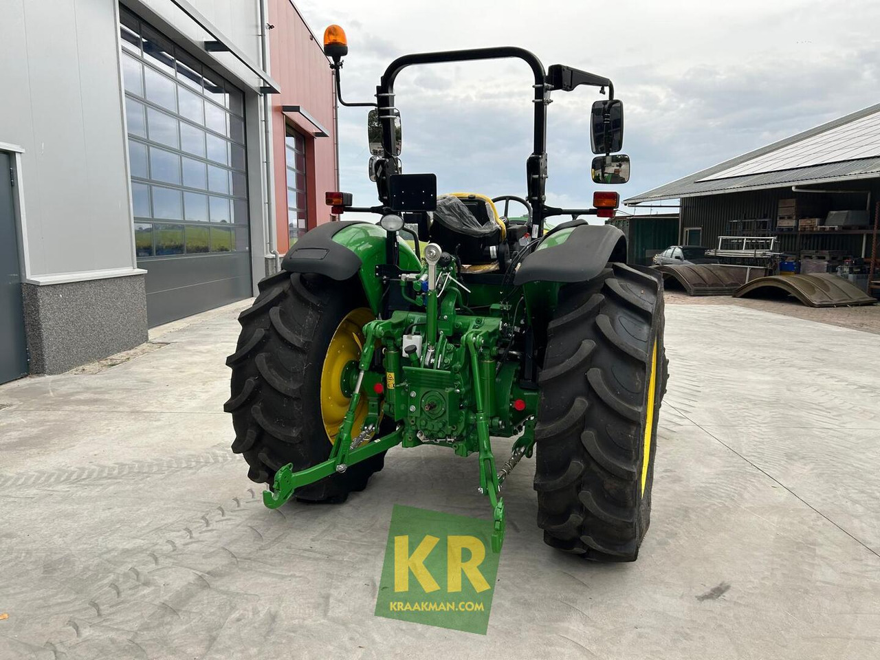 Yeni Traktör 5090M John Deere: fotoğraf 7