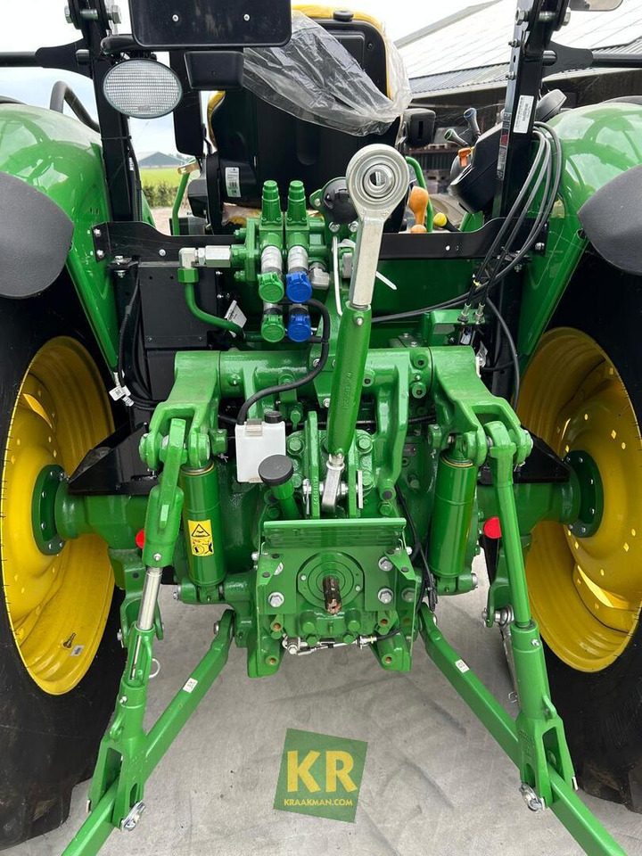 Yeni Traktör 5090M John Deere: fotoğraf 11