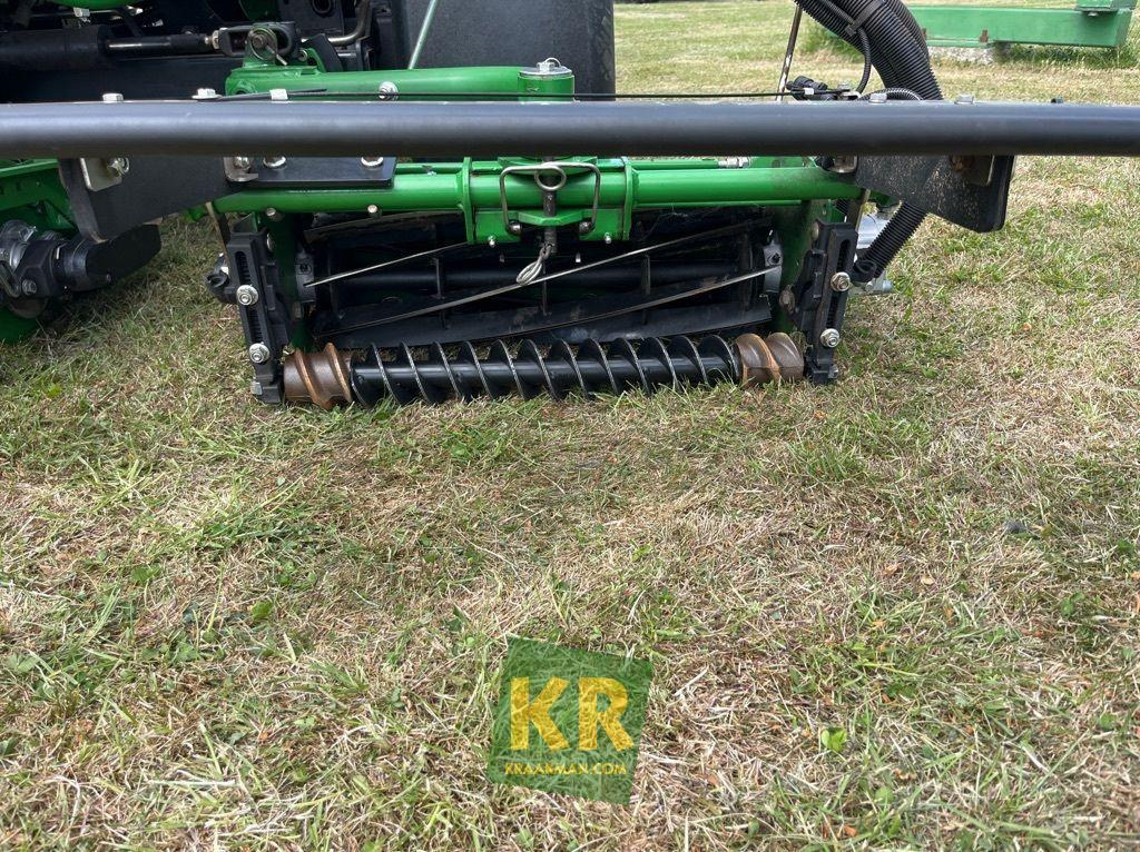 6700A John Deere - Çim biçme makinesi: fotoğraf 3 6700A John Deere - Çim biçme makinesi: fotoğraf 3